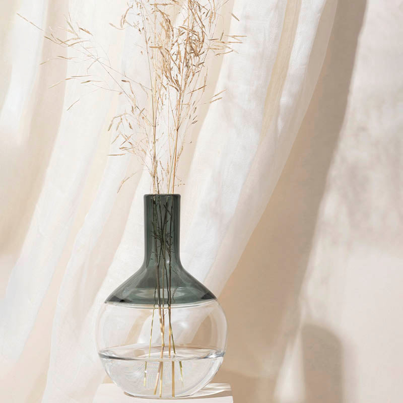 Iris Vase Small-Grey